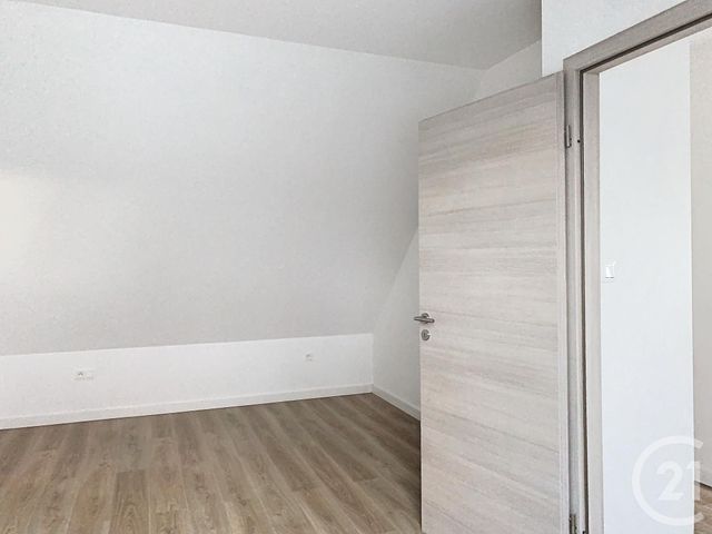 Appartement F5 &agrave; louer - 5 pi&egrave;ces - 130 m2 - Eckwersheim - 67 - ALSACE