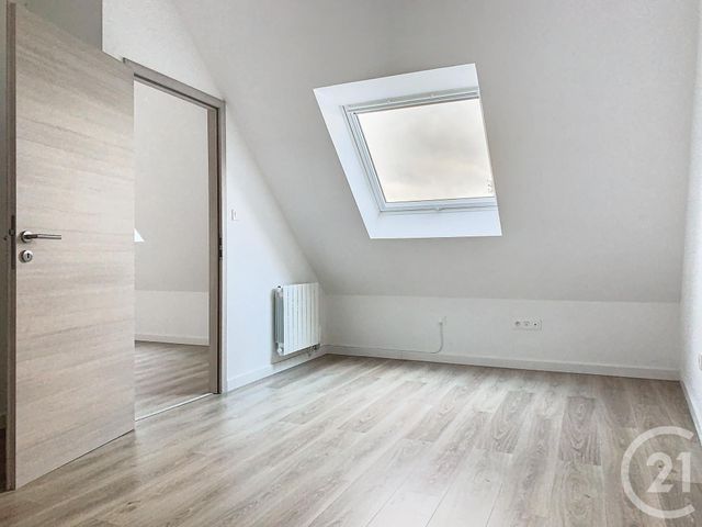 Appartement F5 &agrave; louer - 5 pi&egrave;ces - 130 m2 - Eckwersheim - 67 - ALSACE