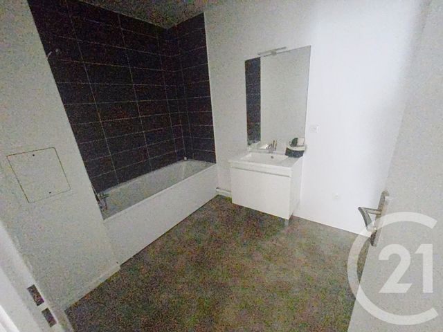 Appartement F3 &agrave; vendre - 3 pi&egrave;ces - 69,40 m2 - Creil - 60 - PICARDIE