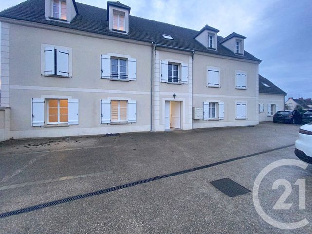 Appartement F3 &agrave; louer - 3 pi&egrave;ces - 64,87 m2 - St Maximin - 60 - PICARDIE