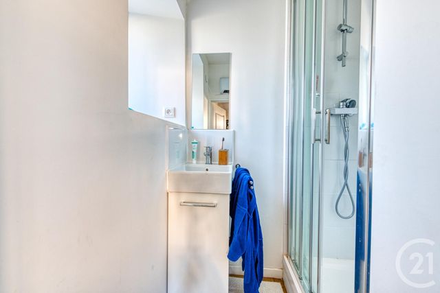 Maison &agrave; louer - 5 pi&egrave;ces - 98,19 m2 - Chantilly - 60 - PICARDIE