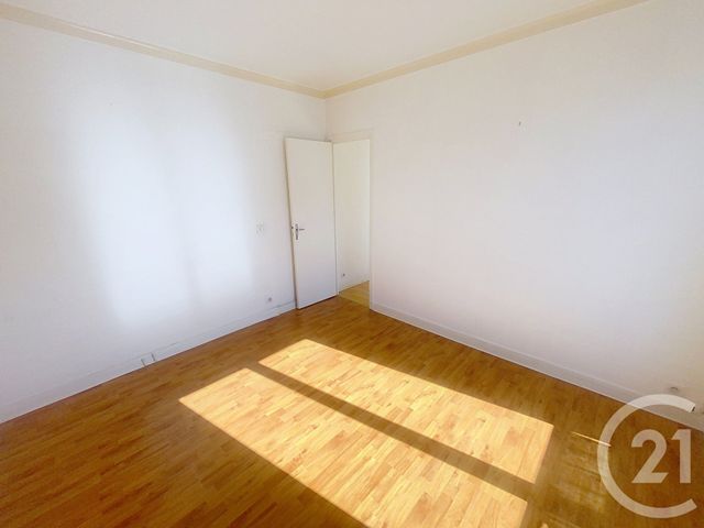 Appartement F3 &agrave; louer - 3 pi&egrave;ces - 58,15 m2 - Chantilly - 60 - PICARDIE