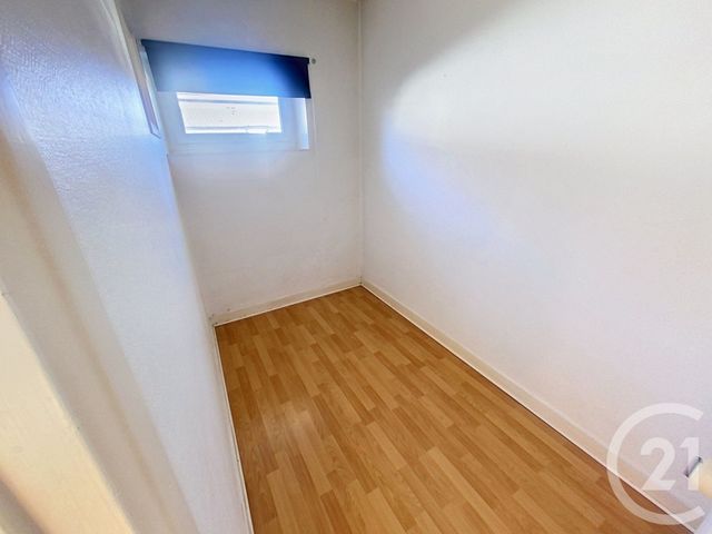 Appartement F3 &agrave; louer - 3 pi&egrave;ces - 58,15 m2 - Chantilly - 60 - PICARDIE