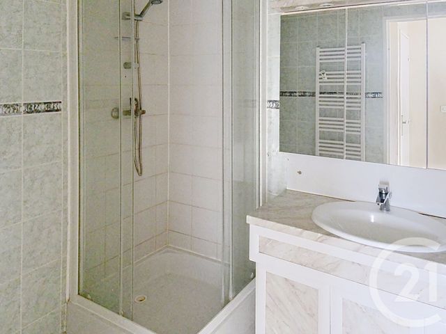 Appartement F3 &agrave; louer - 3 pi&egrave;ces - 77,72 m2 - Montataire - 60 - PICARDIE