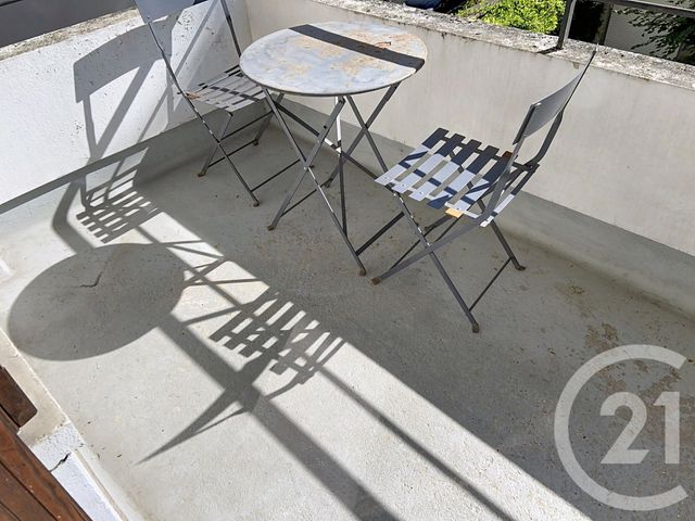 Appartement F2 &agrave; louer - 2 pi&egrave;ces - 34,02 m2 - Chantilly - 60 - PICARDIE