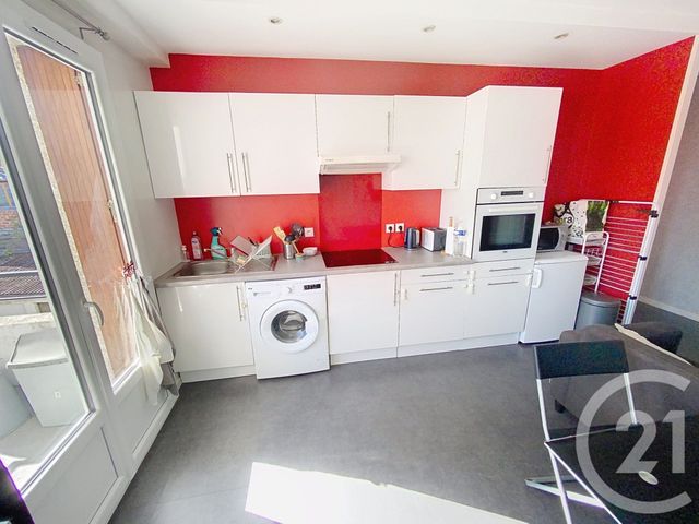 Appartement F2 &agrave; louer - 2 pi&egrave;ces - 34,02 m2 - Chantilly - 60 - PICARDIE