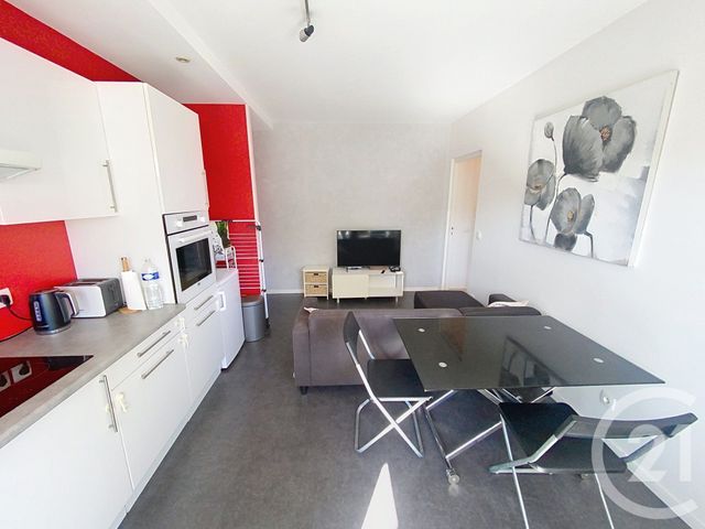 Appartement F2 &agrave; louer - 2 pi&egrave;ces - 34,02 m2 - Chantilly - 60 - PICARDIE
