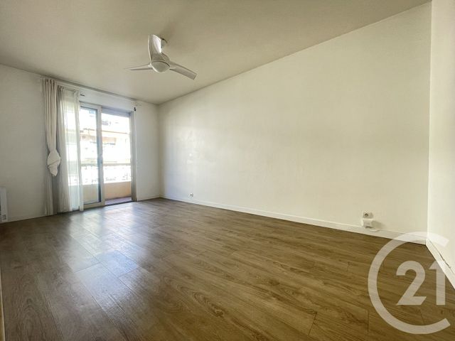 Appartement F3 à vendre - 3 pièces - 72,43 m2 - St Laurent Du Var - 06 - PROVENCE-ALPES-COTE-D-AZUR