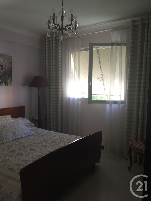 Appartement F5 &agrave; louer - 5 pi&egrave;ces - 87,15 m2 - St Laurent Du Var - 06 - PROVENCE-ALPES-COTE-D-AZUR
