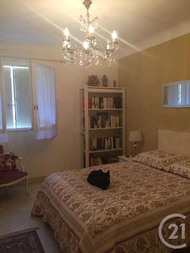 Appartement F5 &agrave; louer - 5 pi&egrave;ces - 87,15 m2 - St Laurent Du Var - 06 - PROVENCE-ALPES-COTE-D-AZUR