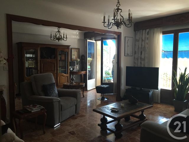 Appartement F5 &agrave; louer - 5 pi&egrave;ces - 87,15 m2 - St Laurent Du Var - 06 - PROVENCE-ALPES-COTE-D-AZUR