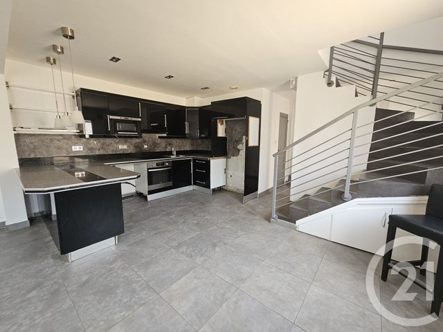 Maison à vendre - 5 pièces - 94,54 m2 - Villeneuve Loubet - 06 - PROVENCE-ALPES-COTE-D-AZUR