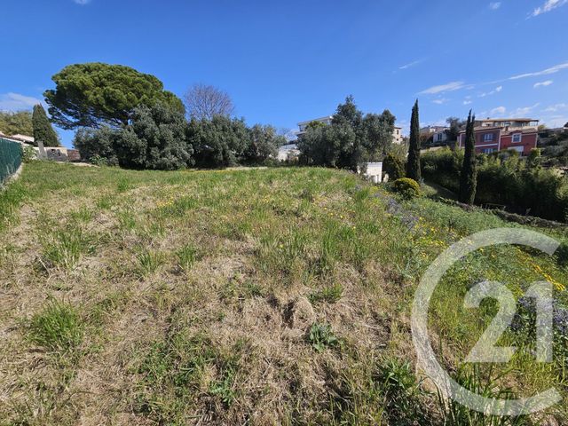 Terrain &agrave; vendre - 2800 m2 - St Laurent Du Var - 06 - PROVENCE-ALPES-COTE-D-AZUR