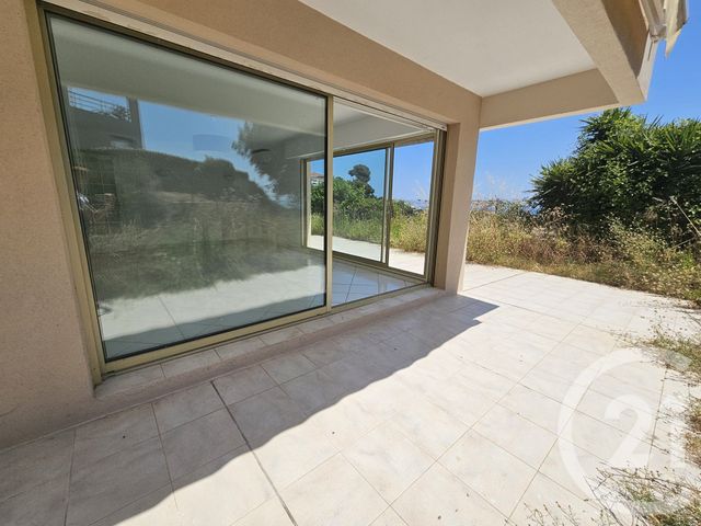 Appartement F3 à vendre - 3 pièces - 80,68 m2 - St Laurent Du Var - 06 - PROVENCE-ALPES-COTE-D-AZUR