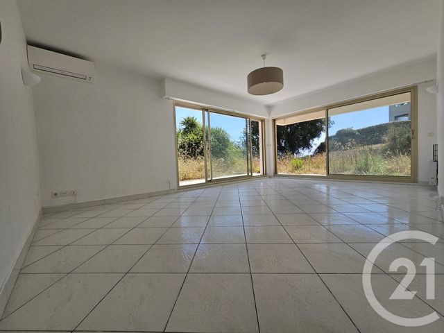 appartement - ST LAURENT DU VAR - 06