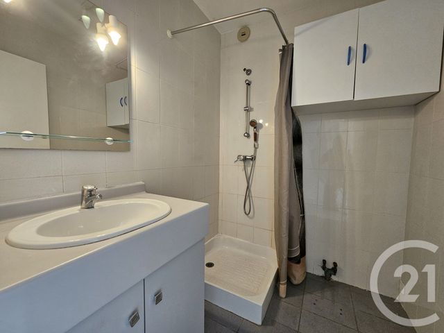Appartement F3 à vendre - 3 pièces - 80,68 m2 - St Laurent Du Var - 06 - PROVENCE-ALPES-COTE-D-AZUR
