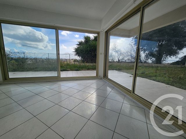Appartement F3 à vendre - 3 pièces - 80,68 m2 - St Laurent Du Var - 06 - PROVENCE-ALPES-COTE-D-AZUR