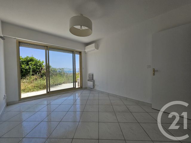 Appartement F3 à vendre - 3 pièces - 80,68 m2 - St Laurent Du Var - 06 - PROVENCE-ALPES-COTE-D-AZUR