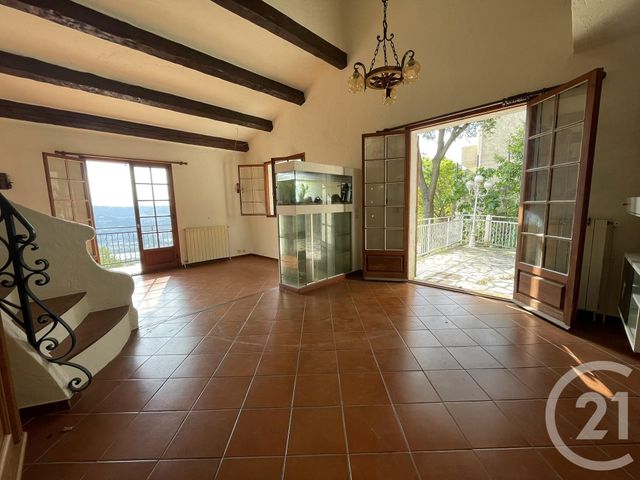 Maison à vendre - 9 pièces - 210,97 m2 - St Laurent Du Var - 06 - PROVENCE-ALPES-COTE-D-AZUR