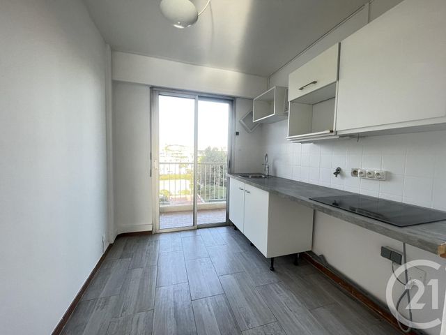 Appartement F2 à vendre - 2 pièces - 61,09 m2 - St Laurent Du Var - 06 - PROVENCE-ALPES-COTE-D-AZUR
