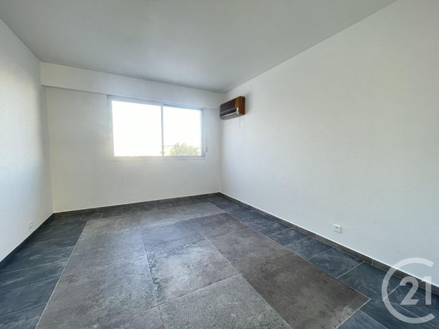 Appartement F2 à vendre - 2 pièces - 61,09 m2 - St Laurent Du Var - 06 - PROVENCE-ALPES-COTE-D-AZUR