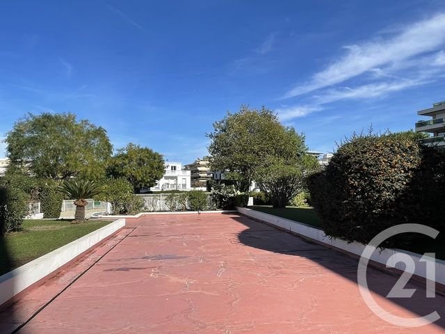 Appartement F2 à vendre - 2 pièces - 61,09 m2 - St Laurent Du Var - 06 - PROVENCE-ALPES-COTE-D-AZUR