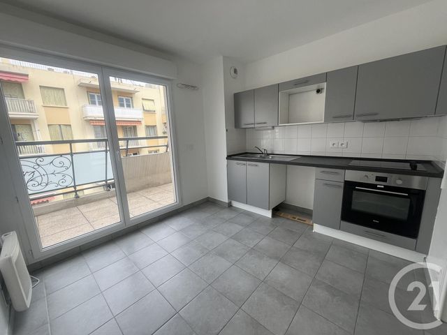Appartement F4 à louer - 4 pièces - 89,60 m2 - St Laurent Du Var - 06 - PROVENCE-ALPES-COTE-D-AZUR