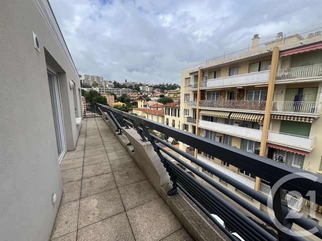 Appartement F4 à louer - 4 pièces - 89,60 m2 - St Laurent Du Var - 06 - PROVENCE-ALPES-COTE-D-AZUR