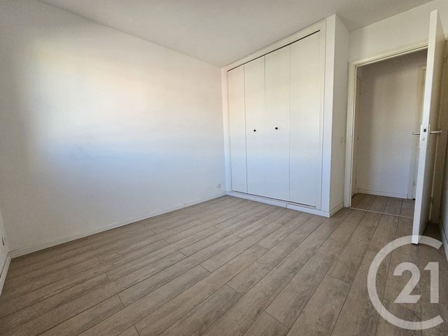 Appartement F3 à vendre - 3 pièces - 61,88 m2 - St Laurent Du Var - 06 - PROVENCE-ALPES-COTE-D-AZUR