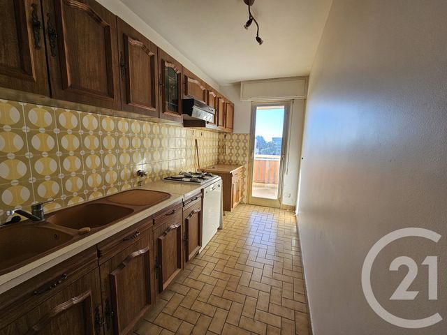 Appartement F3 à vendre - 3 pièces - 61,88 m2 - St Laurent Du Var - 06 - PROVENCE-ALPES-COTE-D-AZUR