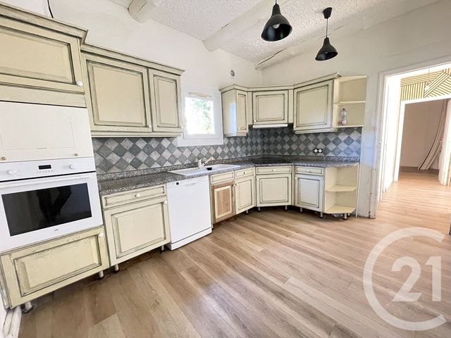 Maison à vendre - 8 pièces - 159,23 m2 - St Laurent Du Var - 06 - PROVENCE-ALPES-COTE-D-AZUR