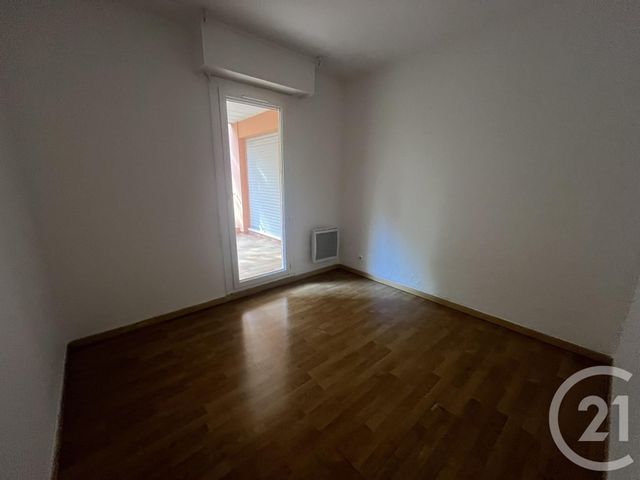 Appartement F4 à louer - 4 pièces - 78,87 m2 - St Laurent Du Var - 06 - PROVENCE-ALPES-COTE-D-AZUR