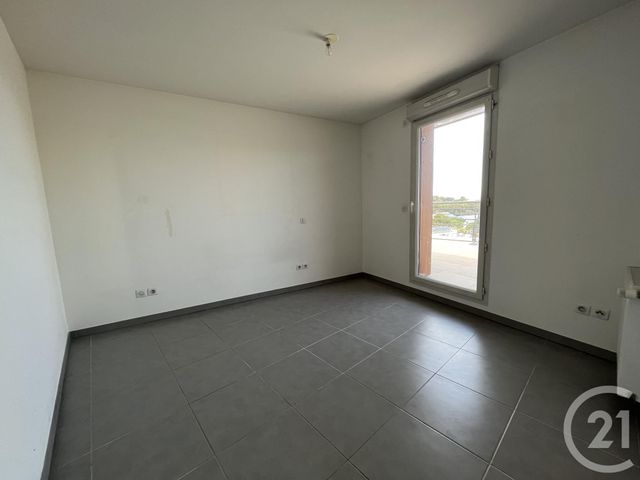 Appartement F3 &agrave; louer - 3 pi&egrave;ces - 61,50 m2 - Antibes - 06 - PROVENCE-ALPES-COTE-D-AZUR