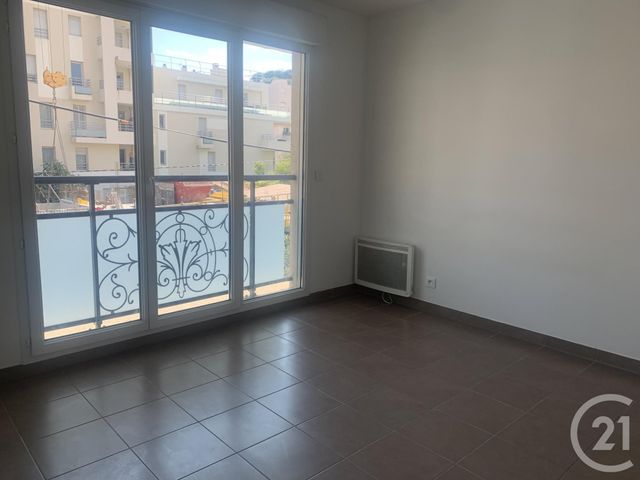 Appartement F3 &agrave; louer - 3 pi&egrave;ces - 65,20 m2 - St Laurent Du Var - 06 - PROVENCE-ALPES-COTE-D-AZUR