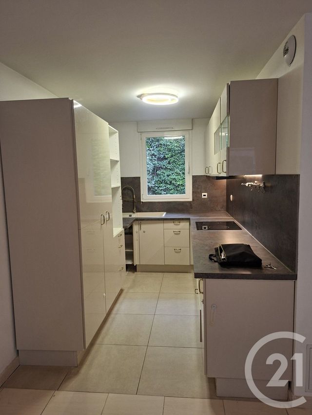 Appartement F4 &agrave; louer - 4 pi&egrave;ces - 80,04 m2 - St Laurent Du Var - 06 - PROVENCE-ALPES-COTE-D-AZUR