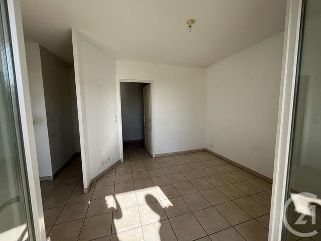 Appartement F2 &agrave; louer - 2 pi&egrave;ces - 36,08 m2 - St Laurent Du Var - 06 - PROVENCE-ALPES-COTE-D-AZUR