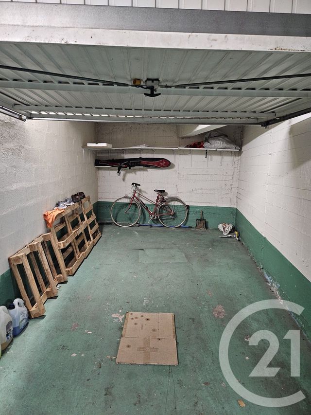 Parking &agrave; vendre - 12 m2 - Nice - 06 - PROVENCE-ALPES-COTE-D-AZUR