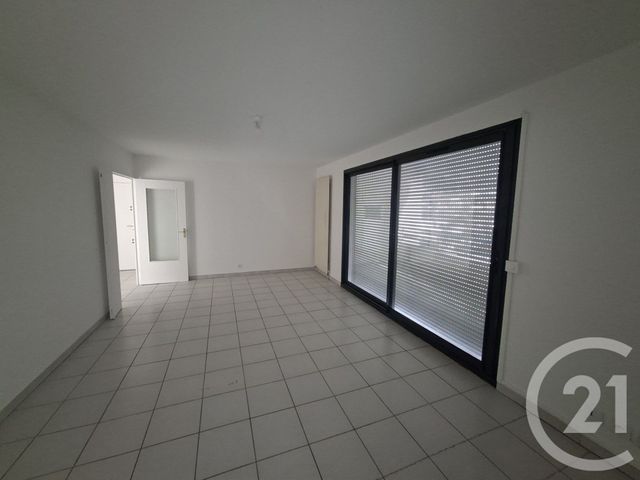 Appartement F4 &agrave; louer - 4 pi&egrave;ces - 82,75 m2 - Nice - 06 - PROVENCE-ALPES-COTE-D-AZUR