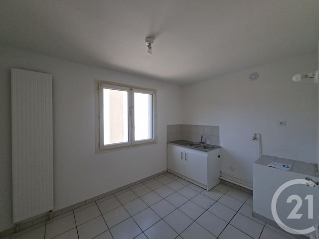 Appartement F4 &agrave; louer - 4 pi&egrave;ces - 82,75 m2 - Nice - 06 - PROVENCE-ALPES-COTE-D-AZUR