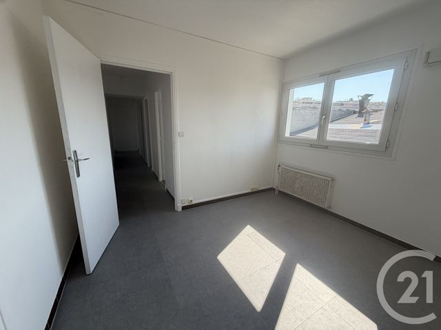 Appartement F4 &agrave; louer - 4 pi&egrave;ces - 72,80 m2 - Nice - 06 - PROVENCE-ALPES-COTE-D-AZUR