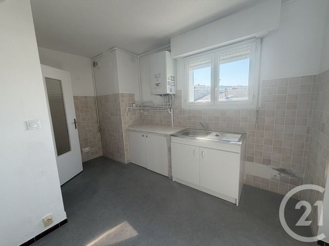 Appartement F4 &agrave; louer - 4 pi&egrave;ces - 72,80 m2 - Nice - 06 - PROVENCE-ALPES-COTE-D-AZUR