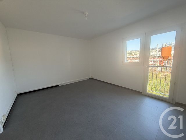 Appartement F4 &agrave; louer - 4 pi&egrave;ces - 72,80 m2 - Nice - 06 - PROVENCE-ALPES-COTE-D-AZUR