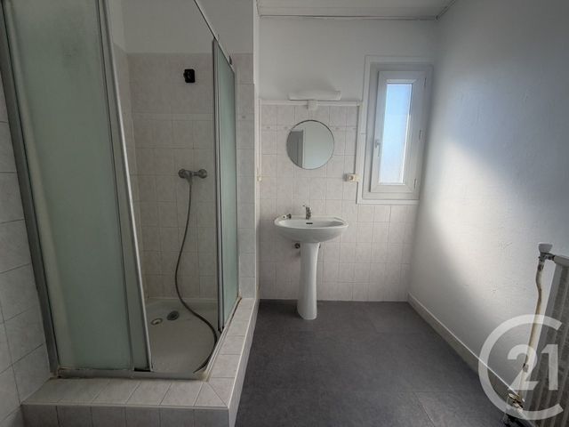 Appartement F4 &agrave; louer - 4 pi&egrave;ces - 72,80 m2 - Nice - 06 - PROVENCE-ALPES-COTE-D-AZUR