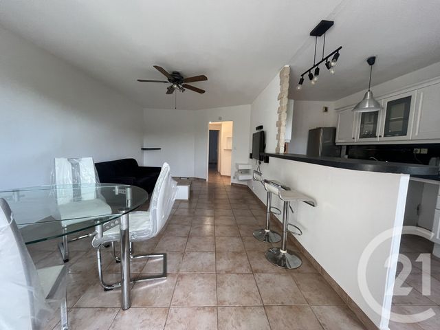 Appartement F2 &agrave; louer - 2 pi&egrave;ces - 54,76 m2 - St Laurent Du Var - 06 - PROVENCE-ALPES-COTE-D-AZUR