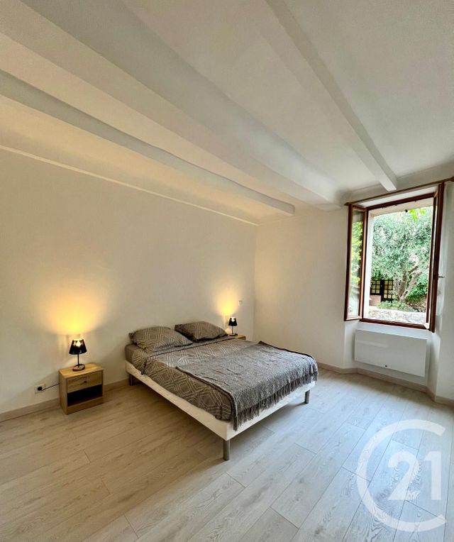 Appartement F4 &agrave; louer - 4 pi&egrave;ces - 101,38 m2 - St Jeannet - 06 - PROVENCE-ALPES-COTE-D-AZUR