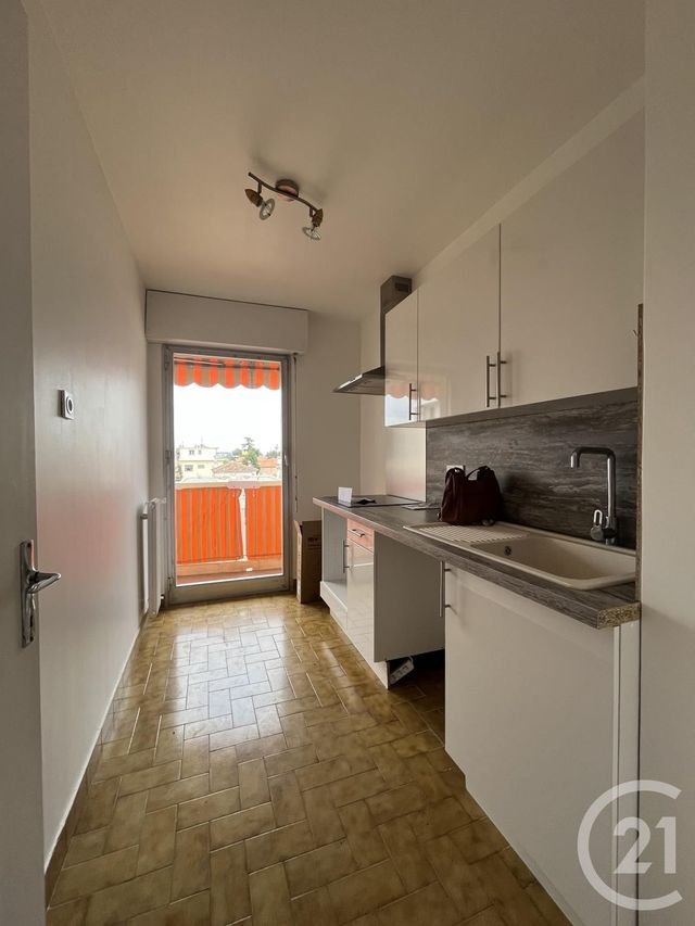 Appartement F2 &agrave; louer - 2 pi&egrave;ces - 43,19 m2 - St Laurent Du Var - 06 - PROVENCE-ALPES-COTE-D-AZUR