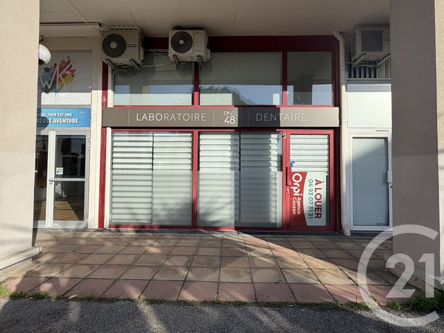 Appartement Local &agrave; louer - 2 pi&egrave;ces - 60 m2 - St Laurent Du Var - 06 - PROVENCE-ALPES-COTE-D-AZUR