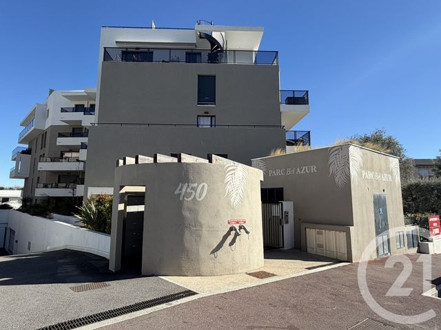 parking - ANTIBES - 06