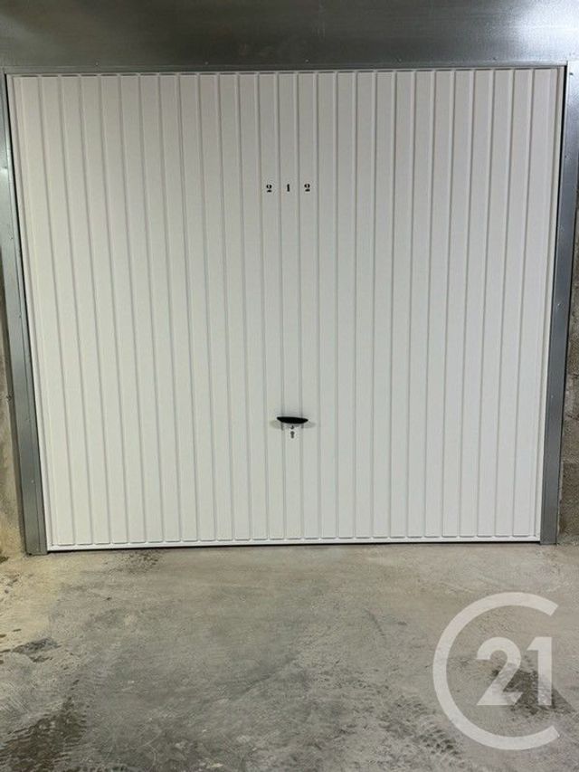 Parking &agrave; louer - 16,14 m2 - Antibes - 06 - PROVENCE-ALPES-COTE-D-AZUR