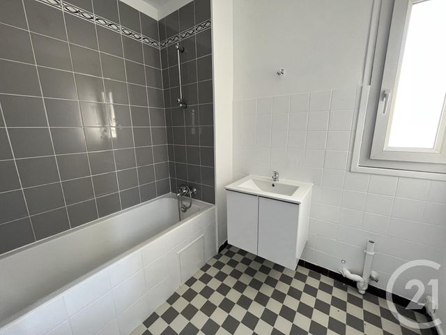 Appartement F4 &agrave; louer - 4 pi&egrave;ces - 72,90 m2 - Nice - 06 - PROVENCE-ALPES-COTE-D-AZUR